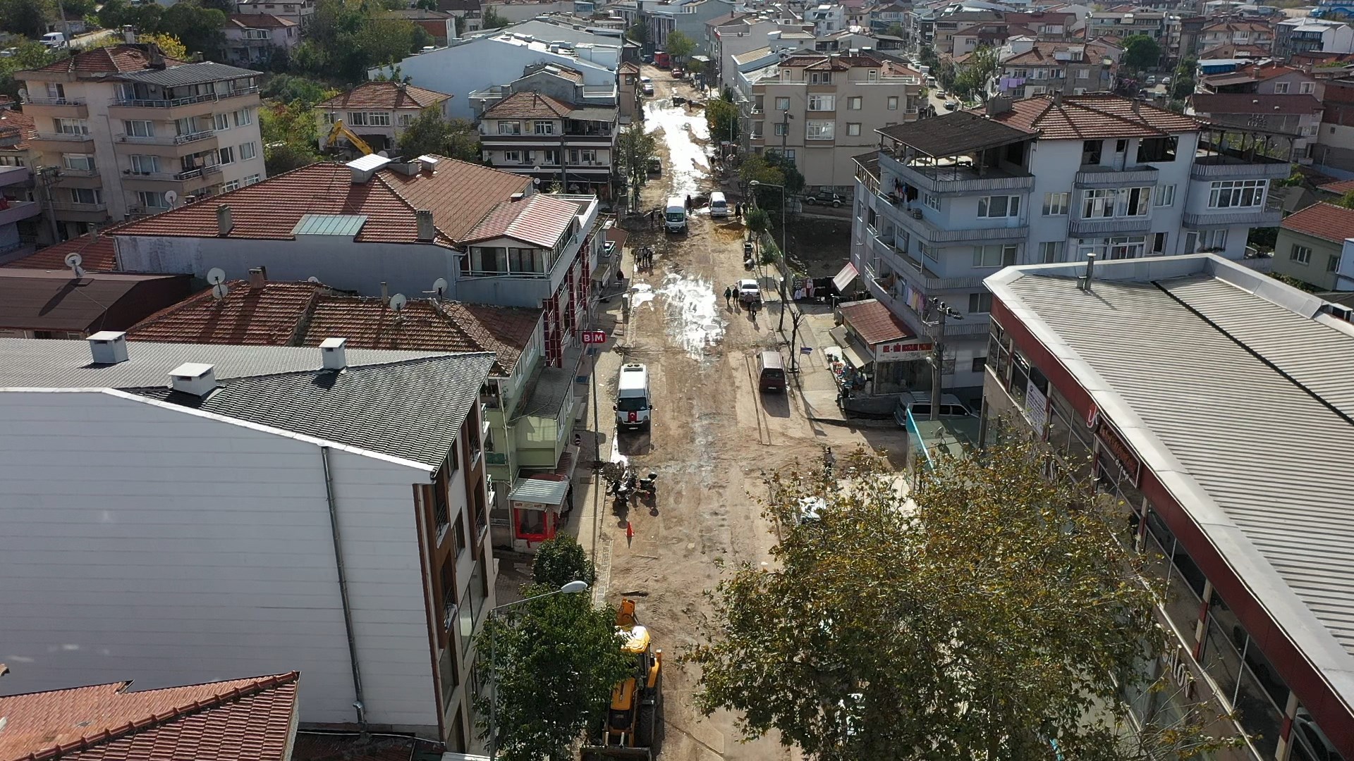 VATAN CADDESİNDE ASFALTLAMA BAŞLIYOR