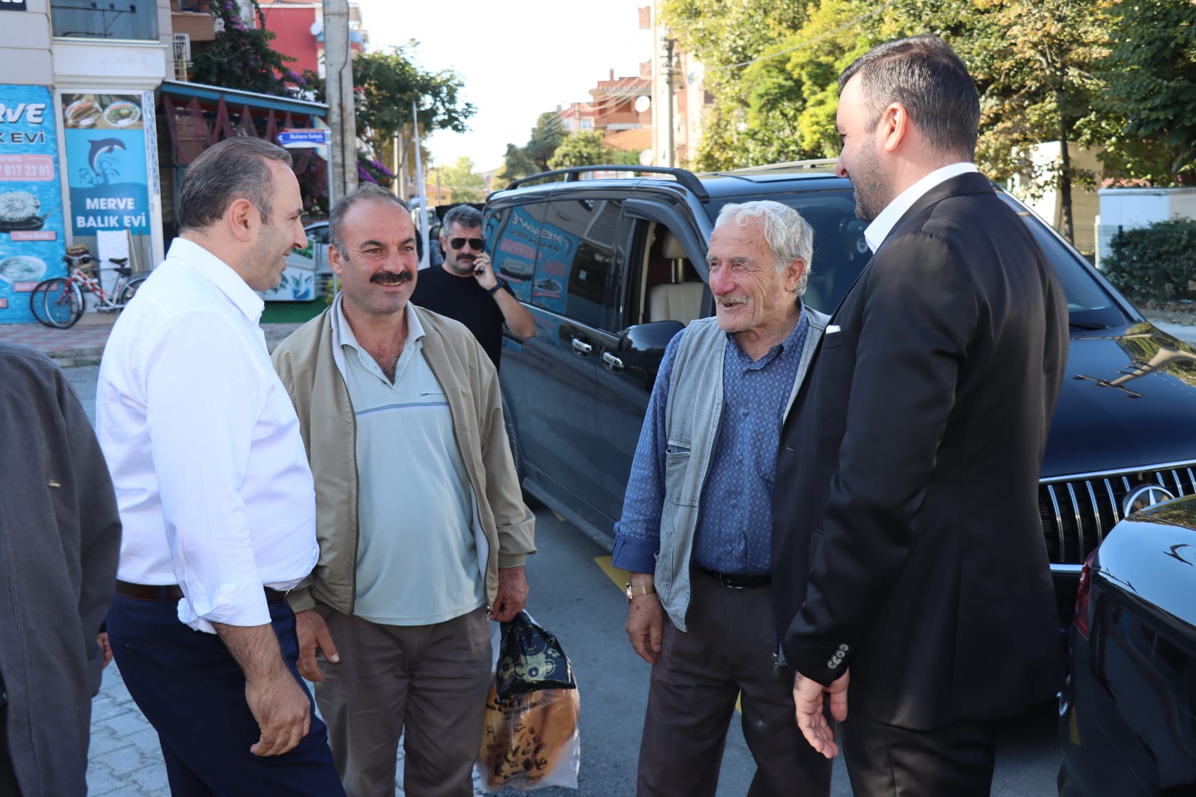 TUTUK'DAN KEMERKÖPRÜ ESNAFINA ZİYARET