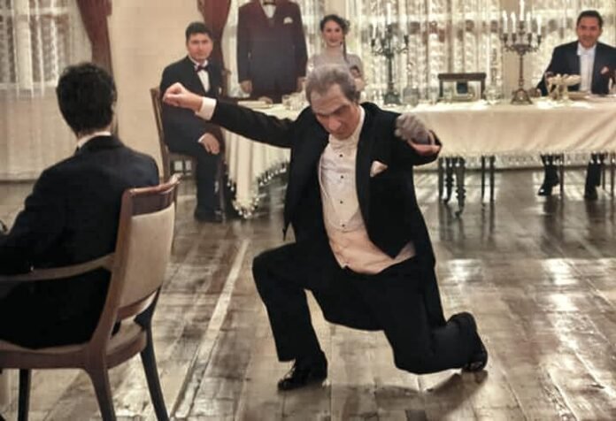 10 KASIM LİSELERARASI ZEYBEK YARIŞMASI