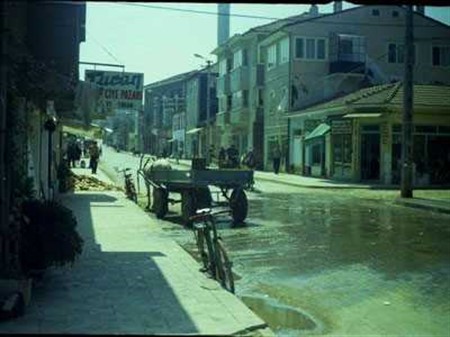 1982 YILINDA YALOVA ESKİ BURSA CADDESİ