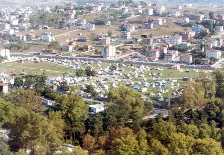 1999 YILINDA ARBORETUM ÇADIR KENTİ