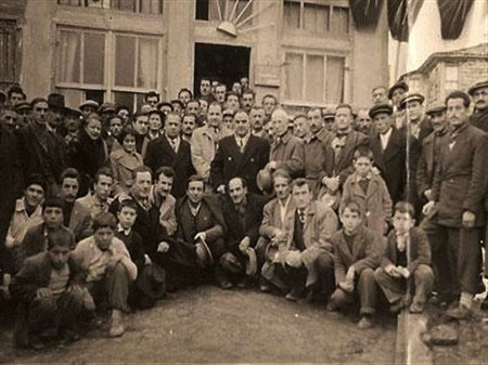 1950 YILINDA YALOVA CHP İLÇE YÖNETİCİLERİ