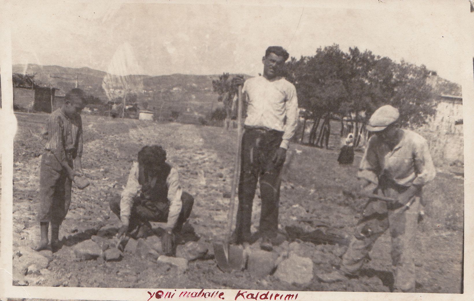 1951 YILI YENİMAHALLE KÖYÜ YOL ÇALIŞMASI