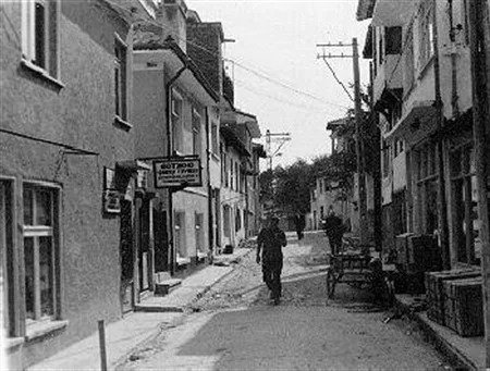 1961 YILINDA FATİH CADDESİ HUZUR SOKAK