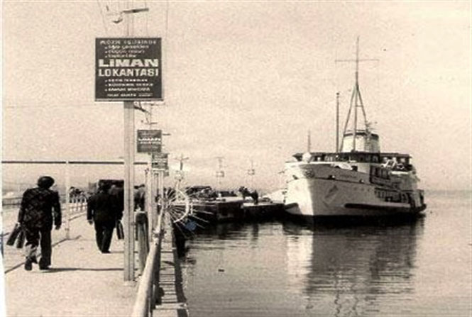 1970 YILI GAZİPAŞA CADDESİ  PTT BİNASI