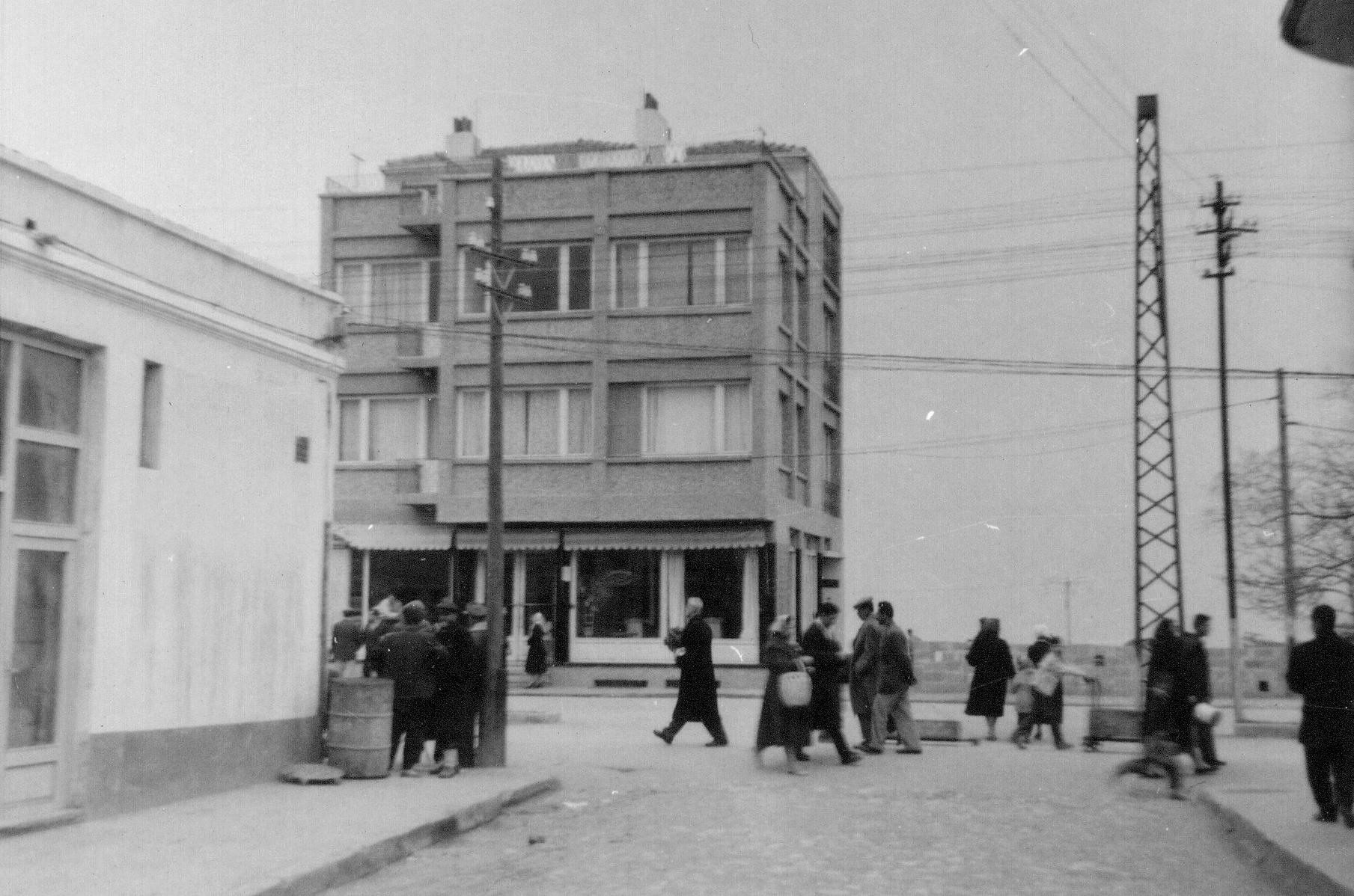 1970 YILINDA YALOVA YALI CADDESİ