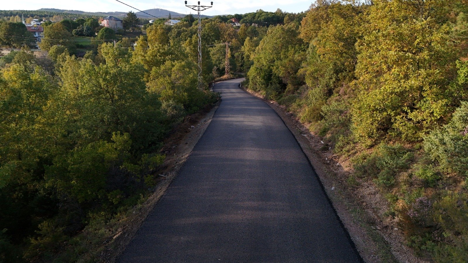 KÖY YOLLARI ASFALT ÇALIŞMASI TAMAMLANDI