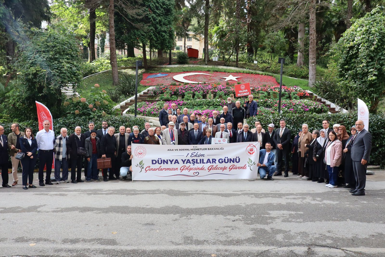 TERMAL'DE 1 EKİM YAŞLILAR GÜNÜ KUTLANDI
