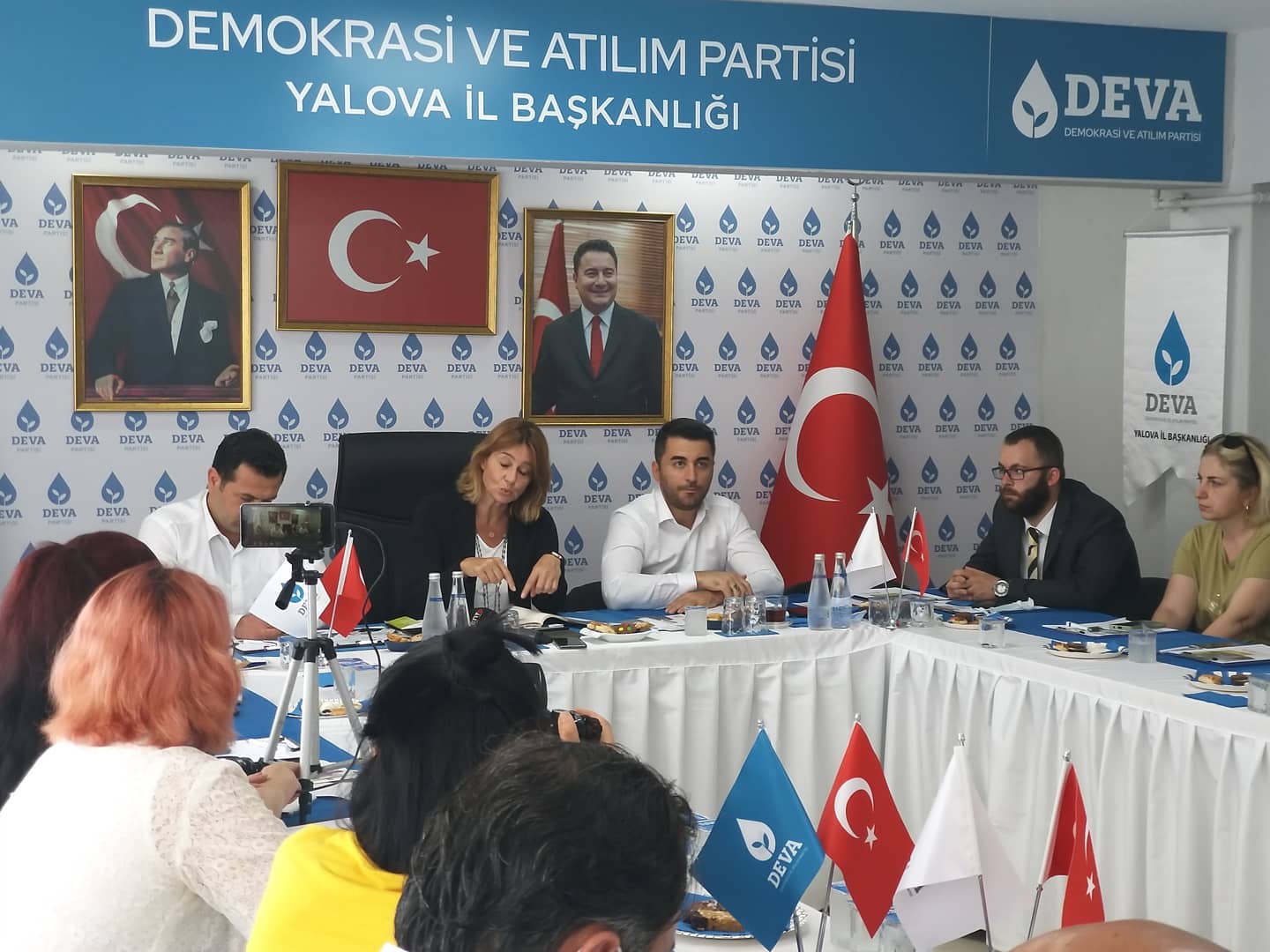 DEVA PARTİSİ BASIN TOPLANTISI DÜZENLEDİ