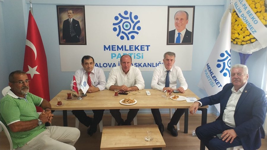 MEMLEKET PARTİSİ İLK KONGRESİNİ YAPTI