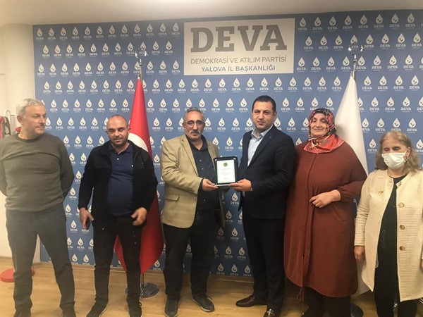 DEVA PARTİSİNE RİZELİLERDEN ZİYARET