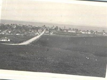 1942 YILINDA YALOVA ESKİ BURSA CADDESİ