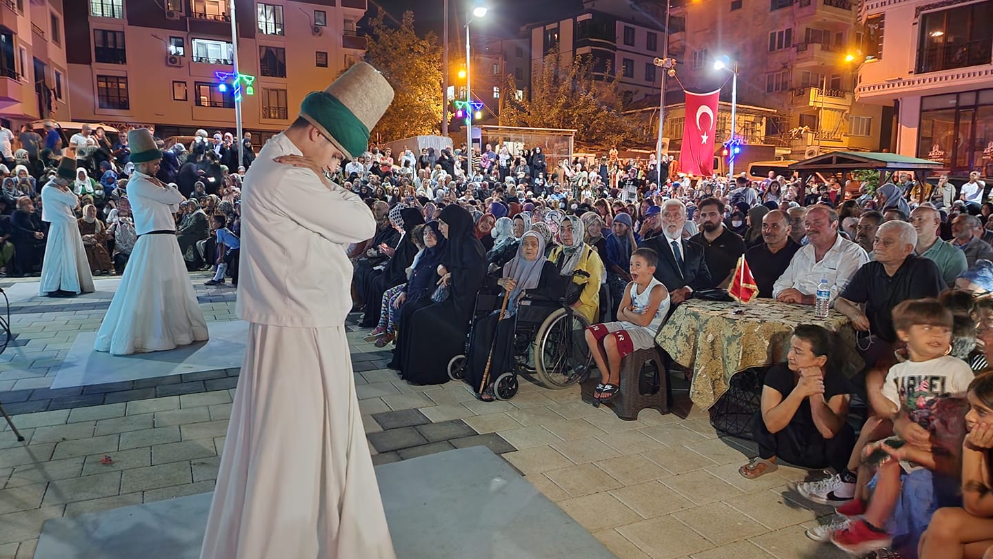 ESENKÖY'DE SEMAZEN GÖSTERİSİ YAPILDI