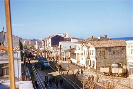 1957 YILINDA RIHTIM CADDESİNDEN GÖRÜNTÜLER