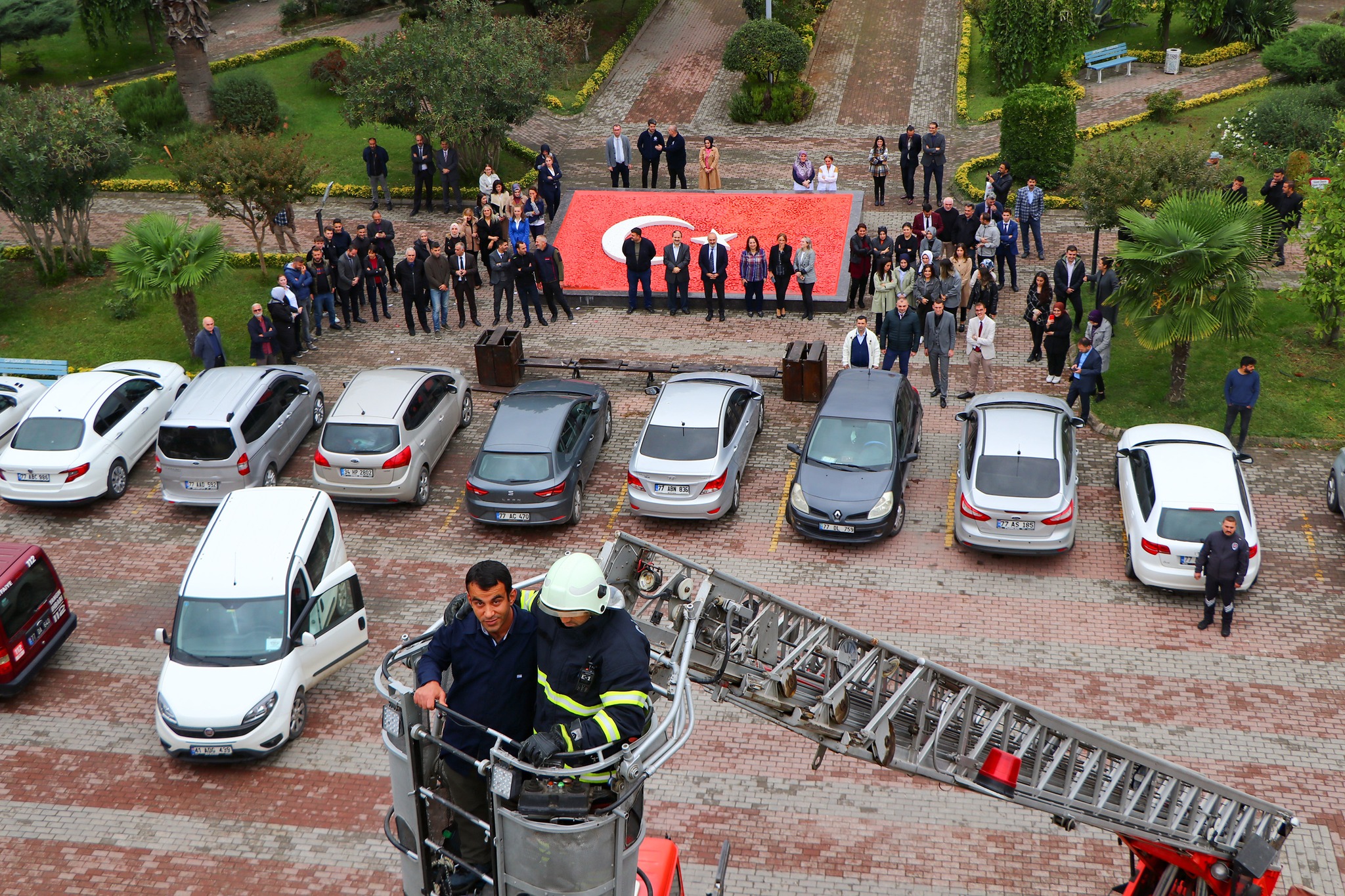 YALOVA VE İLÇELERİNDE DEPREM TATBİKATI