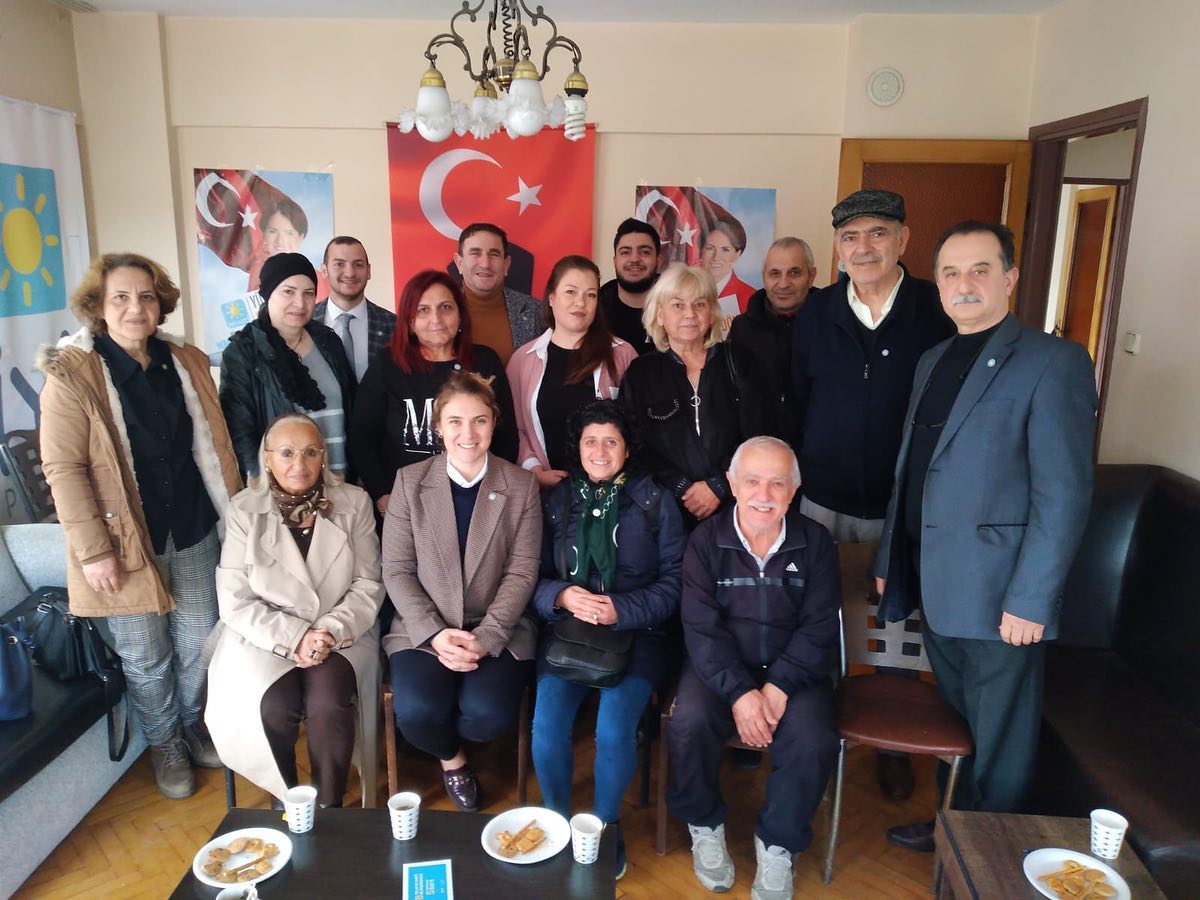 İYİ PARTİ ÇINARCIK'DA KATILIMLAR SÜRÜYOR