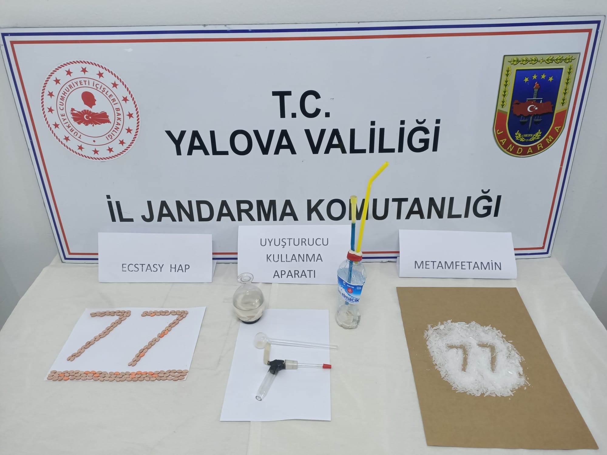 UYUŞTURUCU KAÇAKÇISI, YALOVA’DA YAKALANDI