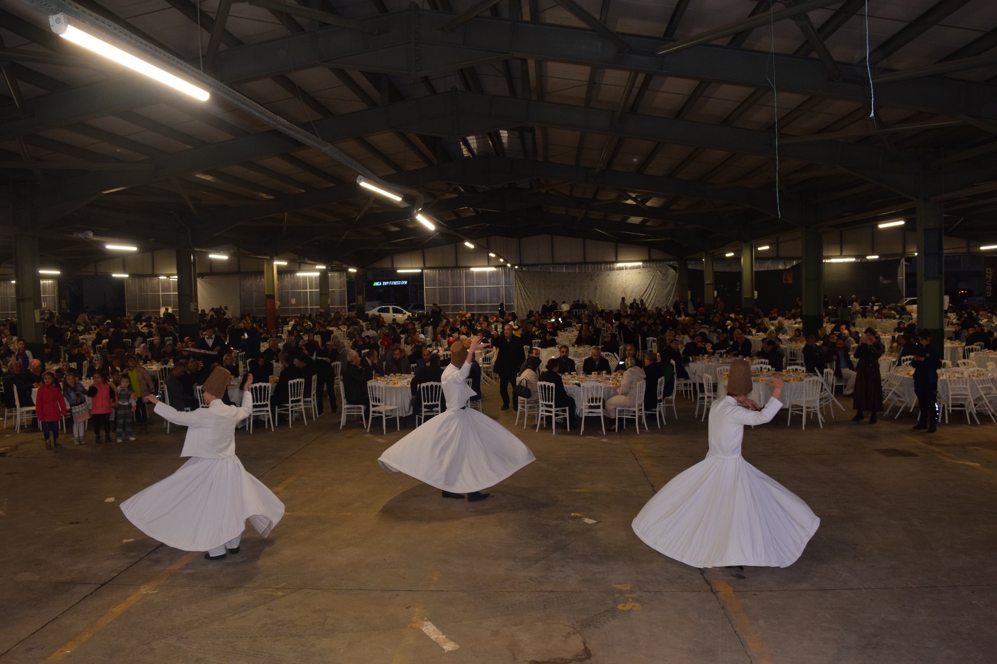 ARMUTLU'DA SEMAZENLER EŞLİĞİNDE İFTAR