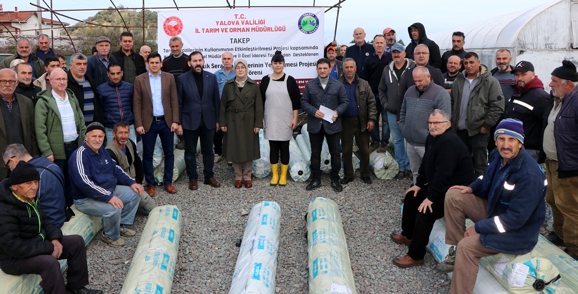 ÇİFTÇİLERE 112 TON SERA ÖRTÜSÜ DAĞITILDI