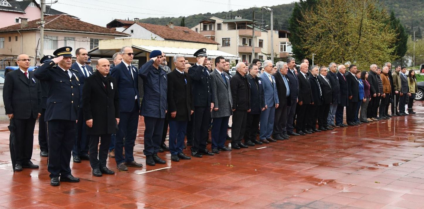 ALTINOVA'DA POLİS HAFTASI KUTLANDI