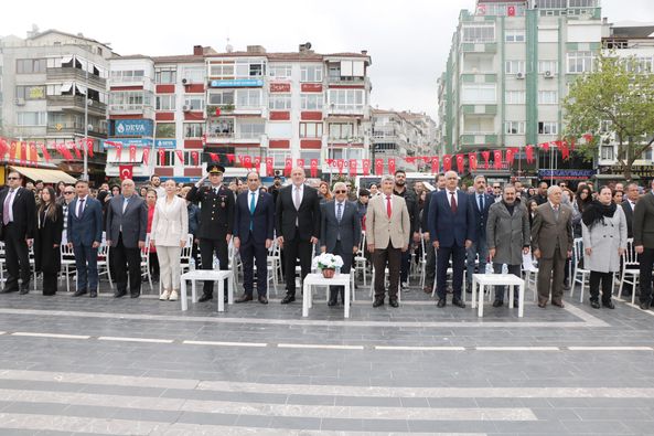 YALOVA'NIN İLÇELERİNDE 23 NİSAN