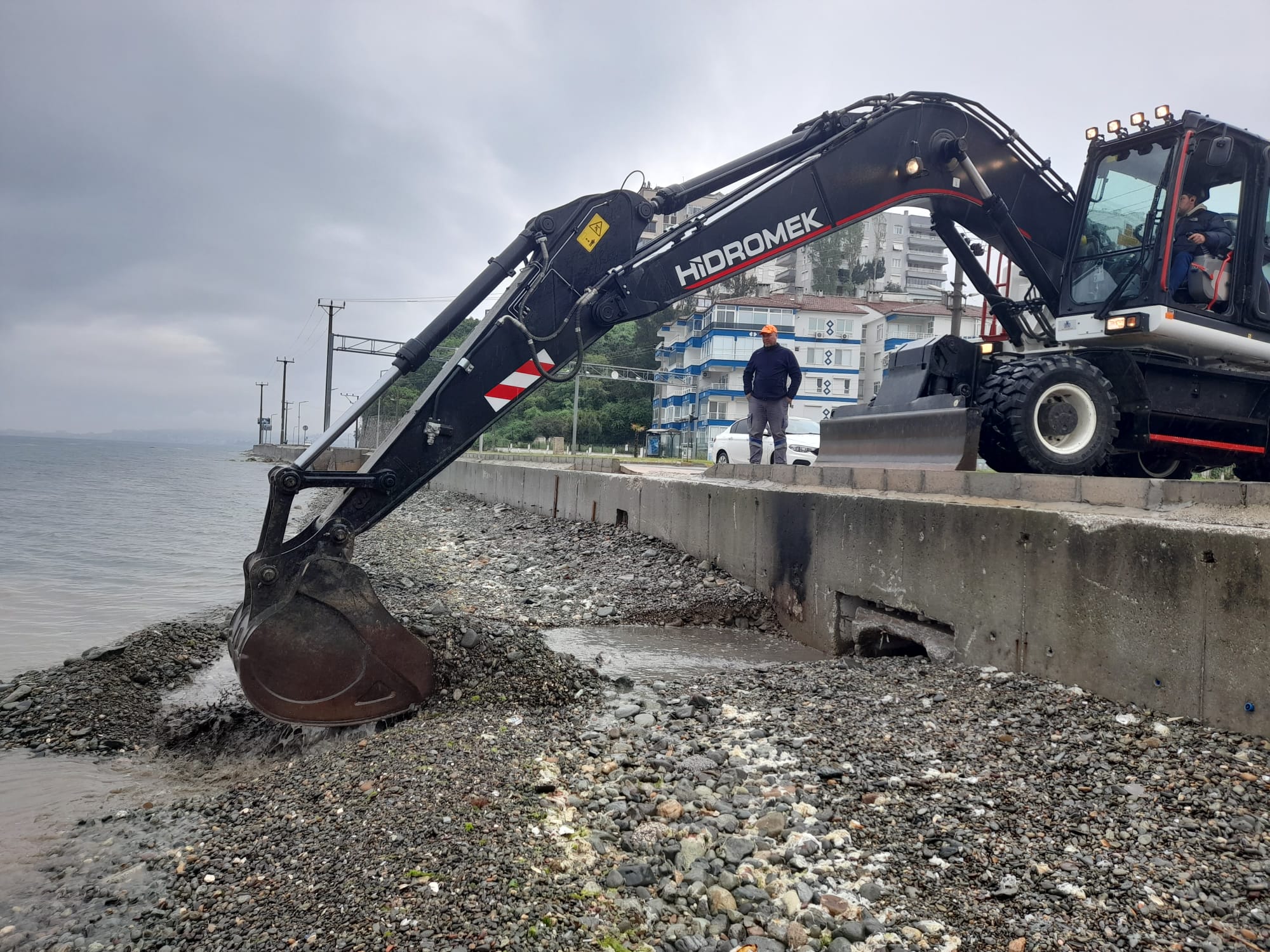 ÇINARCIK DERE YATAKLARINDA TEMİZLİK