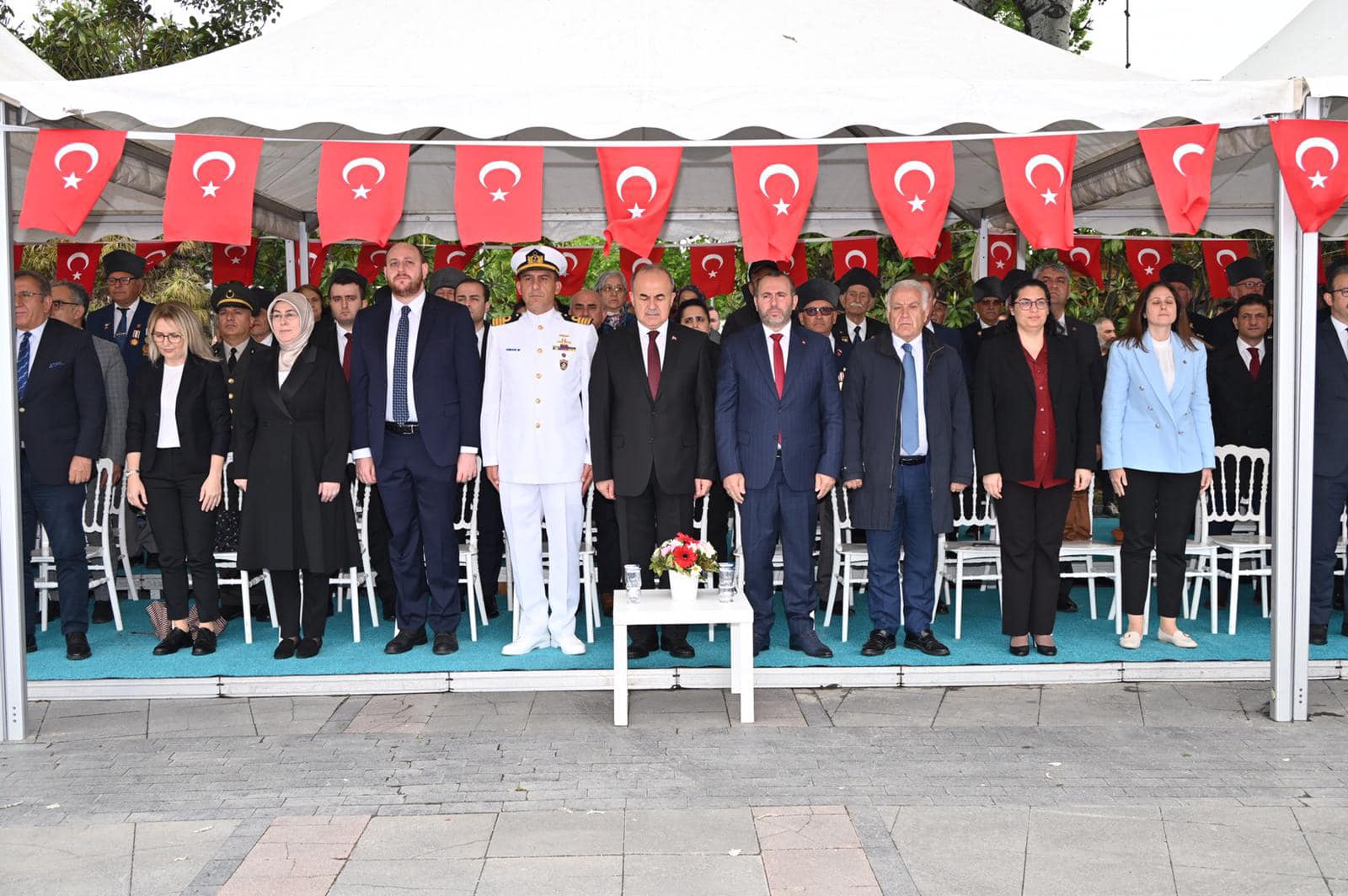 YALOVA'DA 19 MAYIS TÖRENLE KUTLANDI