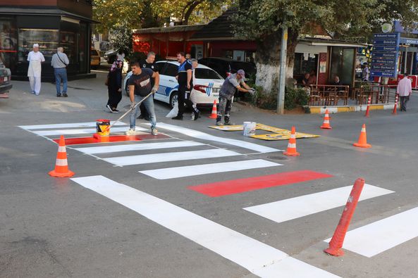 ÇINARCIK YAYA YOLLARI YENİLENDİ