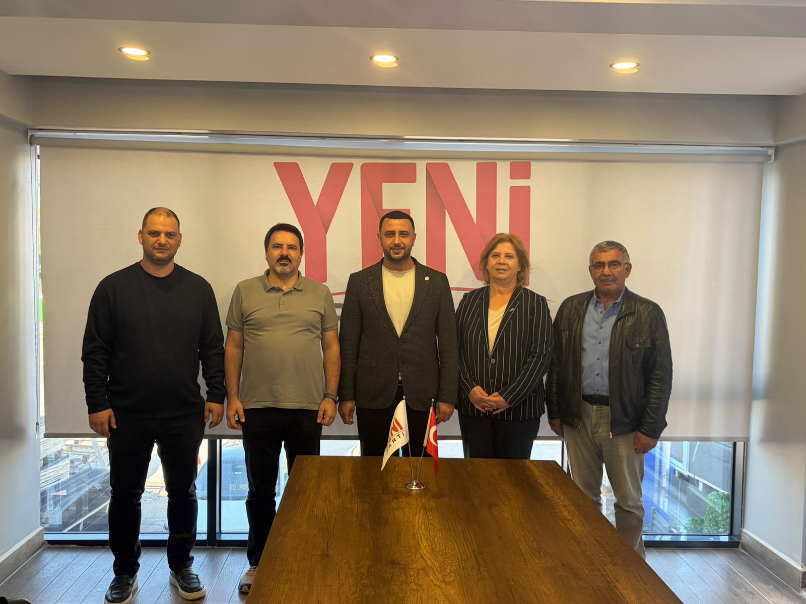 YENİ PARTİ'YE  ÇİFTLİKKÖY'DE KATILIMLAR