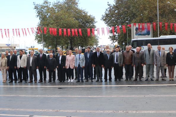 ÇINARCIK'DA MUHTARLAR GÜNÜ KUTLANDI