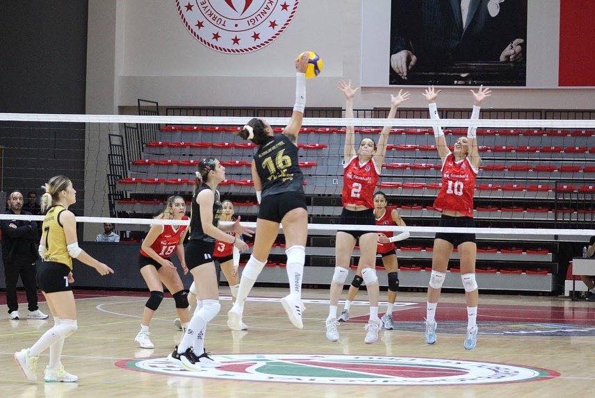 VAKIFBANK 3 ÇİFTLİKKÖY 0