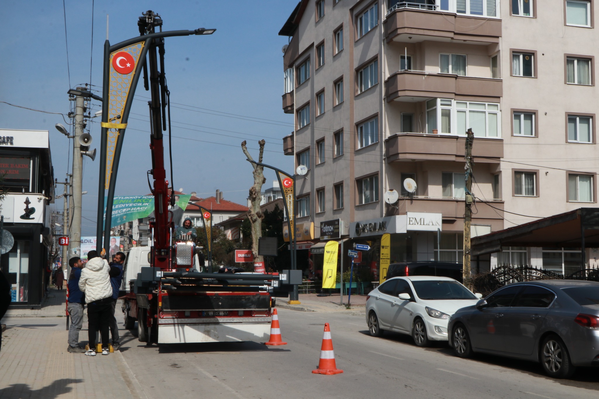 ÇİFTLİKKÖY’DE DEKORATİF AYDINLATMA