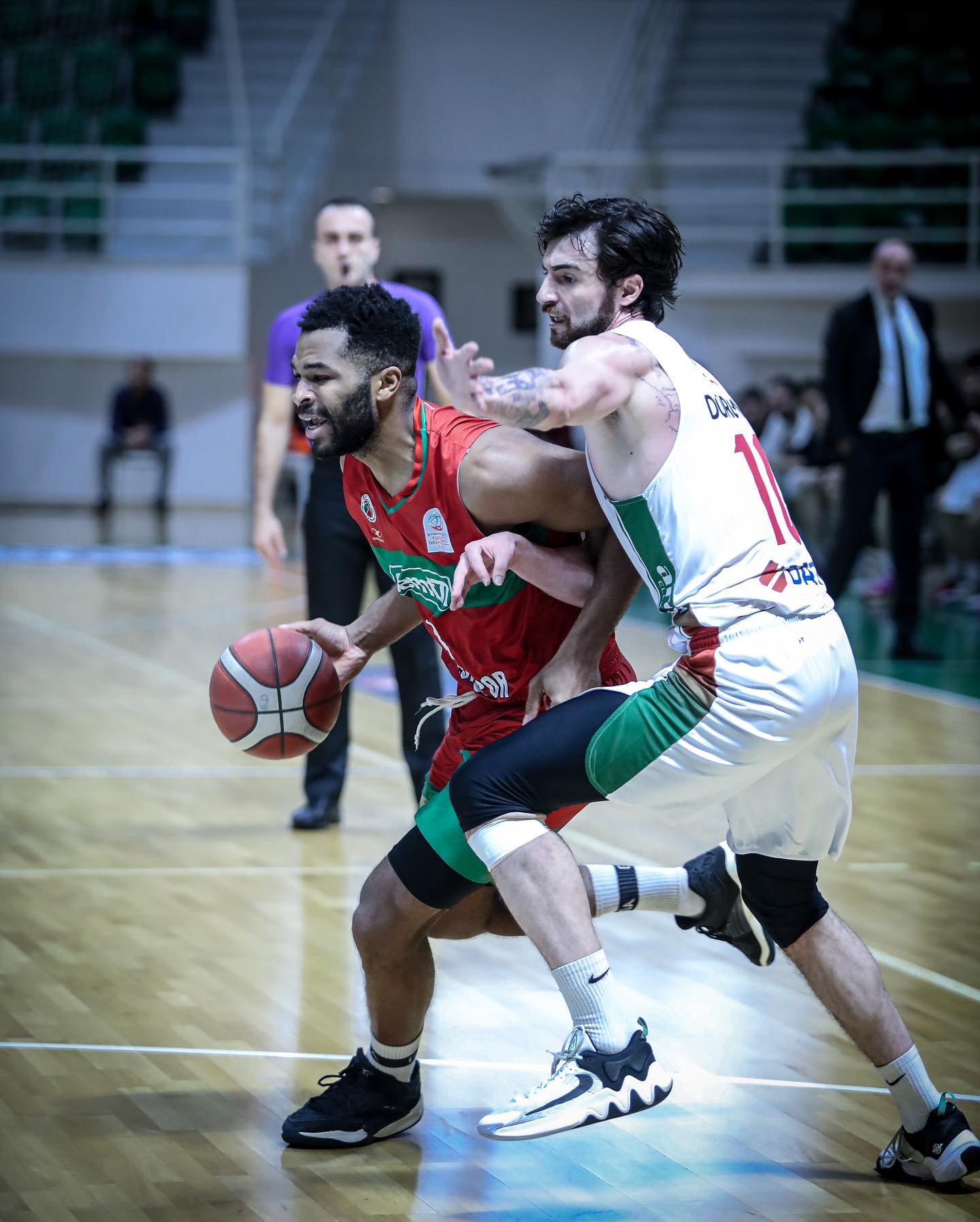 BORNOVA 82 YALOVA 76