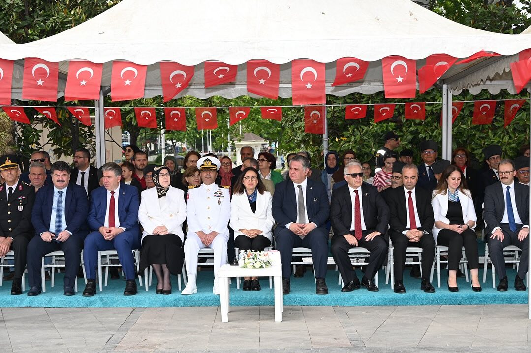 YALOVA'DA 19 MAYIS TÖRENLE KUTLANDI