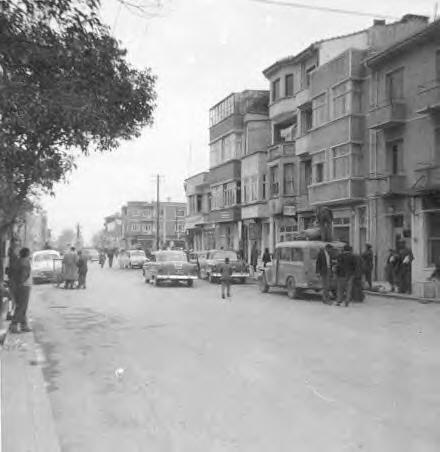 1964 YILINDA YALOVA GAZİPAŞA CADDESİ