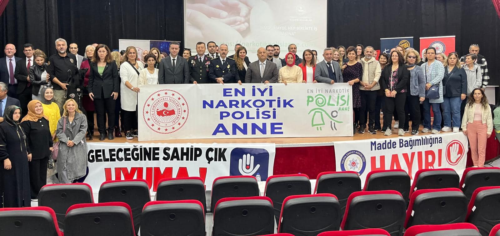 YALOVA'DA BAĞIMLILIKLA MÜCADELE ANLATILDI