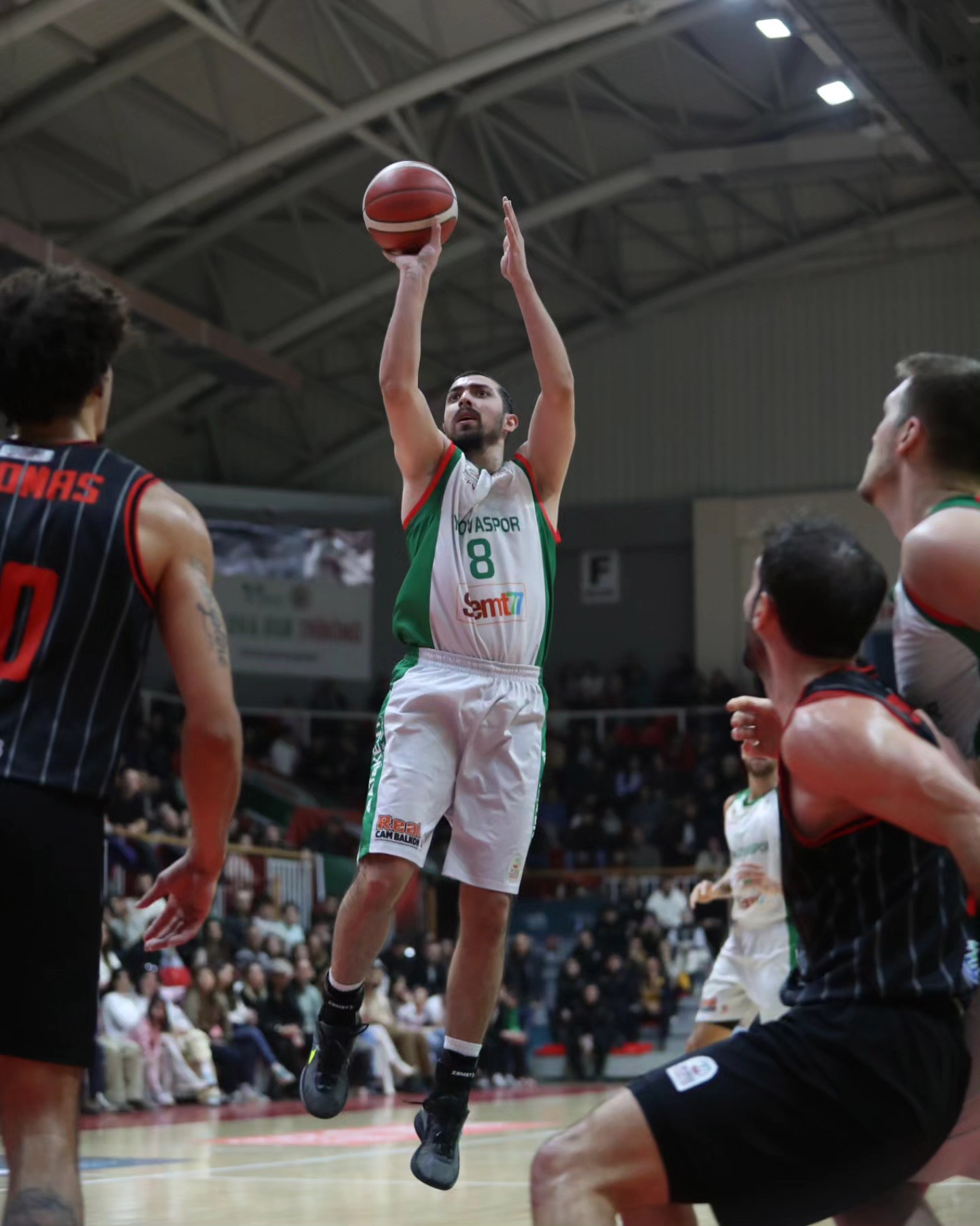 YALOVA 79 MANİSA 74