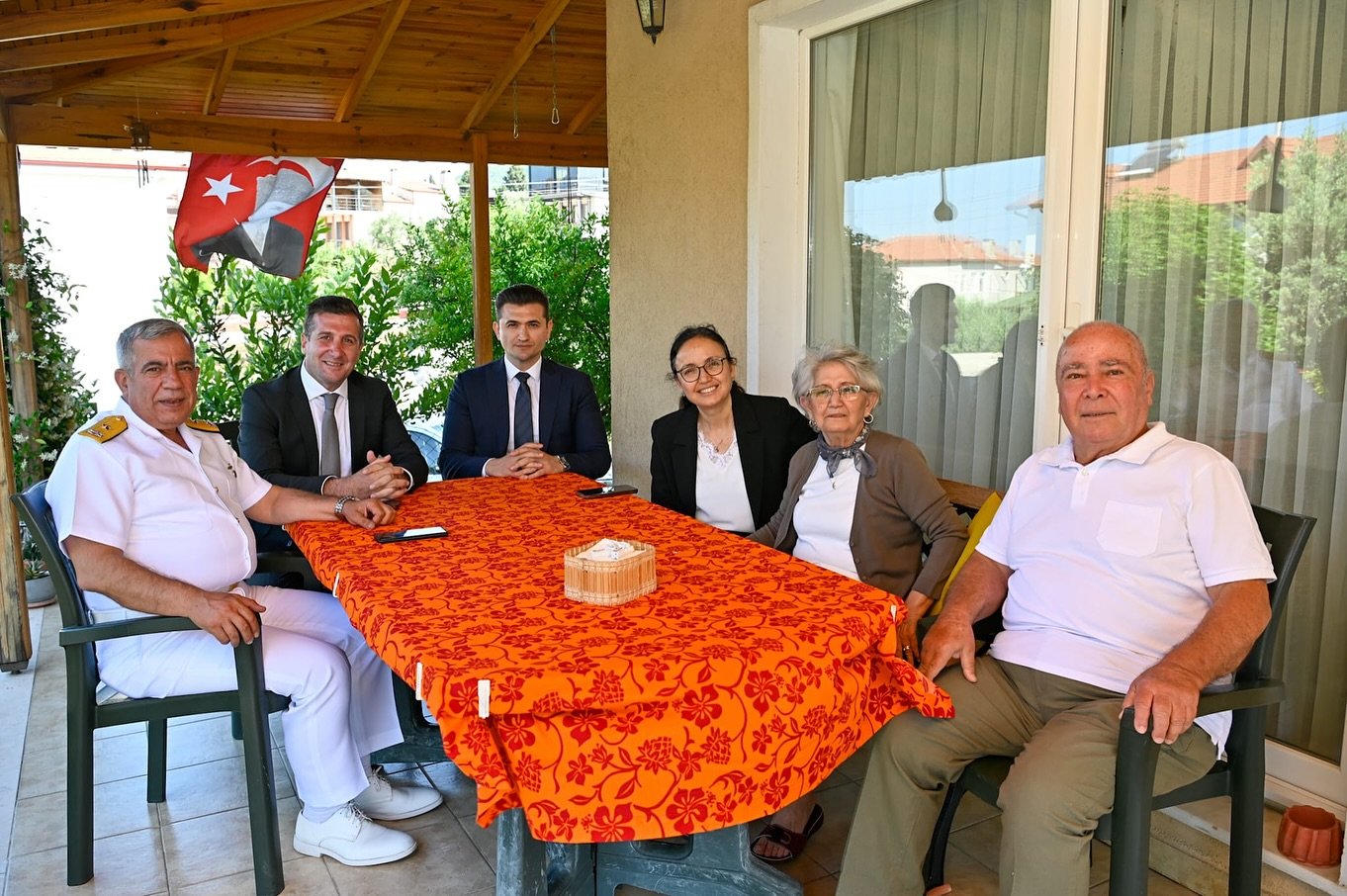 VALİ KAYA'DAN ŞEHİT BABALARINA ZİYARET