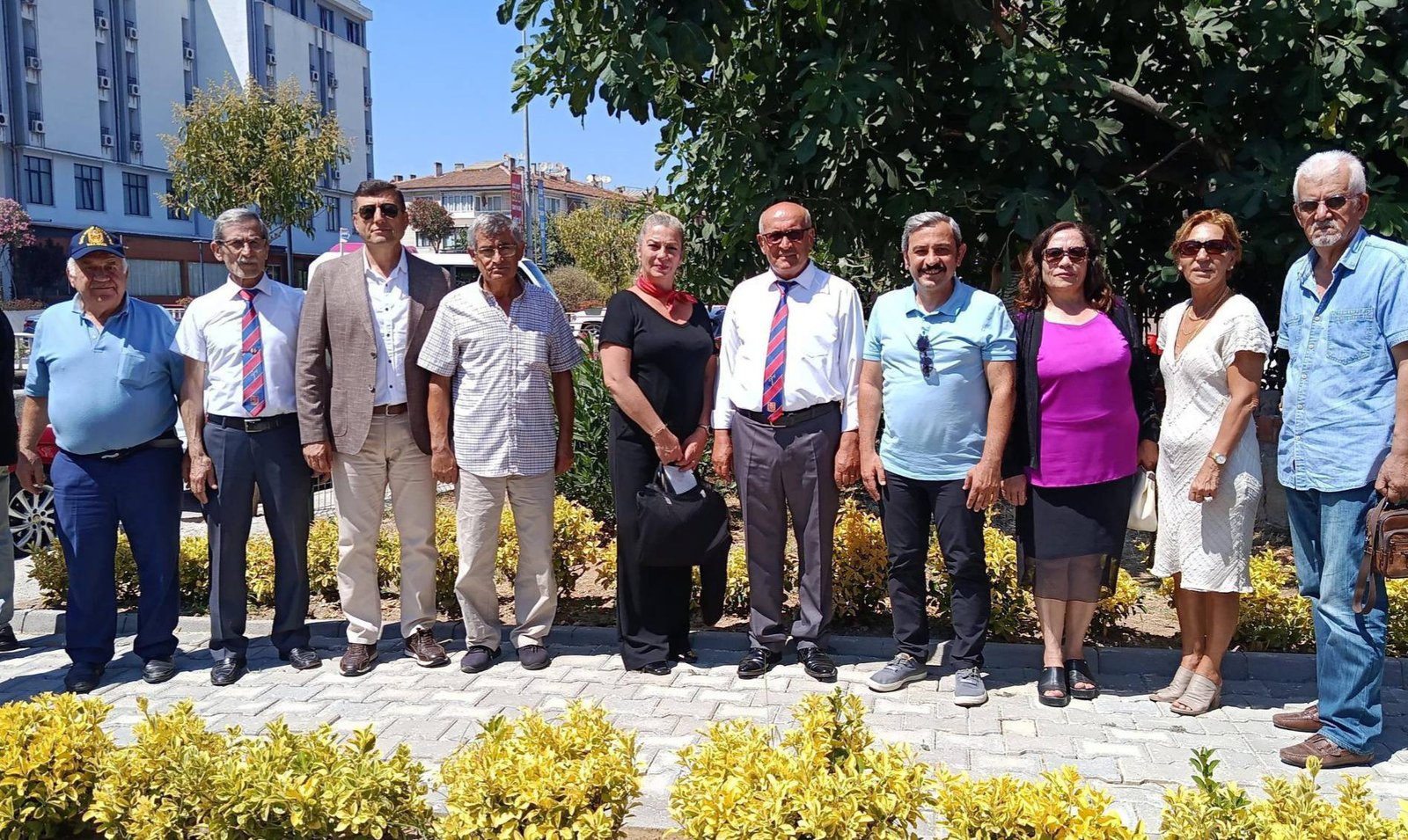 İYİ PARTİ'DEN KIBRIS GAZİLERİNE ZİYARET