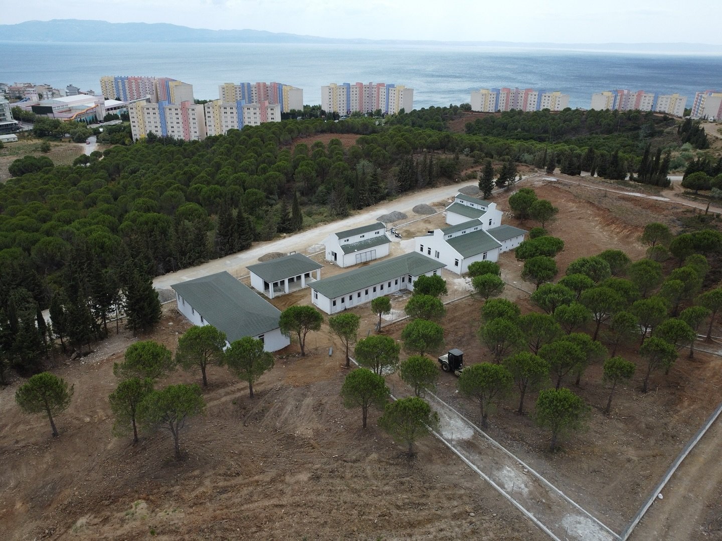 ARMUTLU HAYVAN BARINAĞI TAMAMLANDI