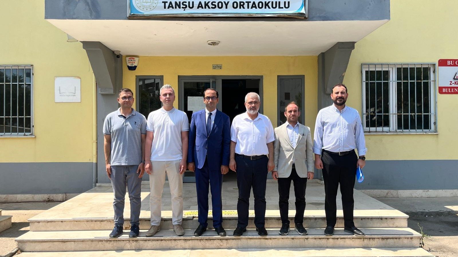 ARMUTLU'DA OKULLARDA İNCELEME YAPILDI