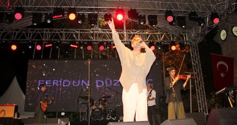 ÇINARCIK'DA 30 AĞUSTOS ZAFER KONSERİ