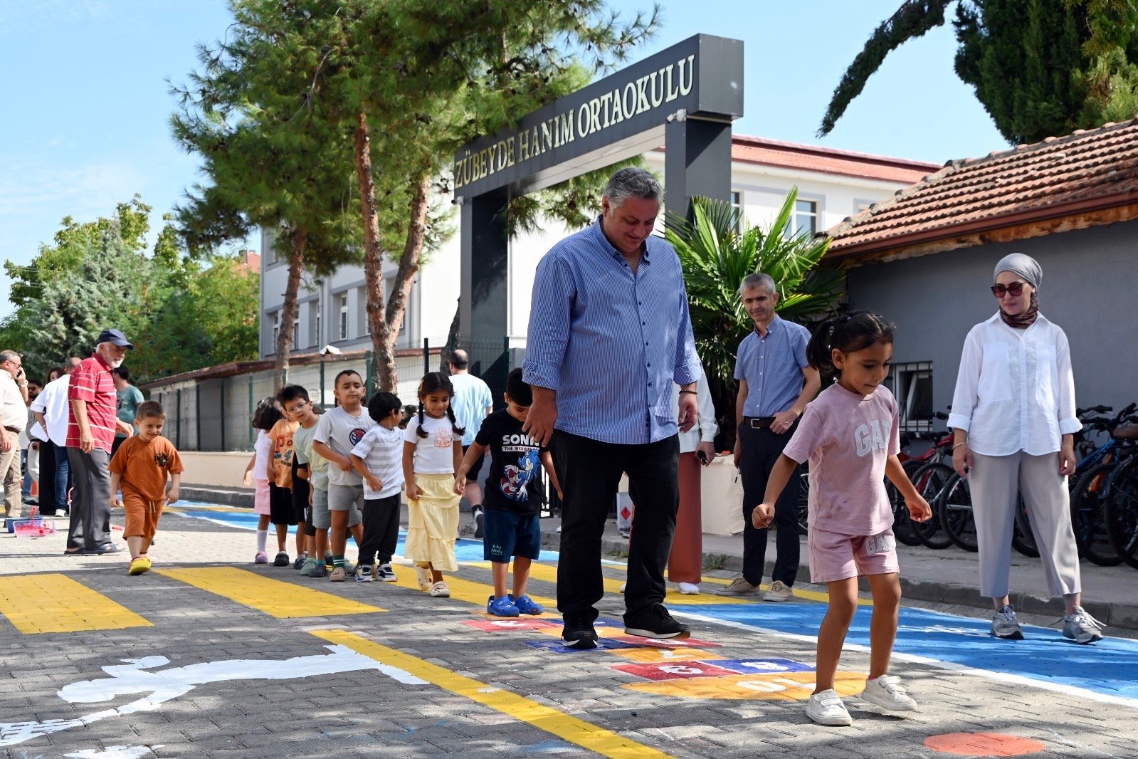 YALOVA'DA SOKAKLAR DÖNÜŞÜYOR PROJESİ