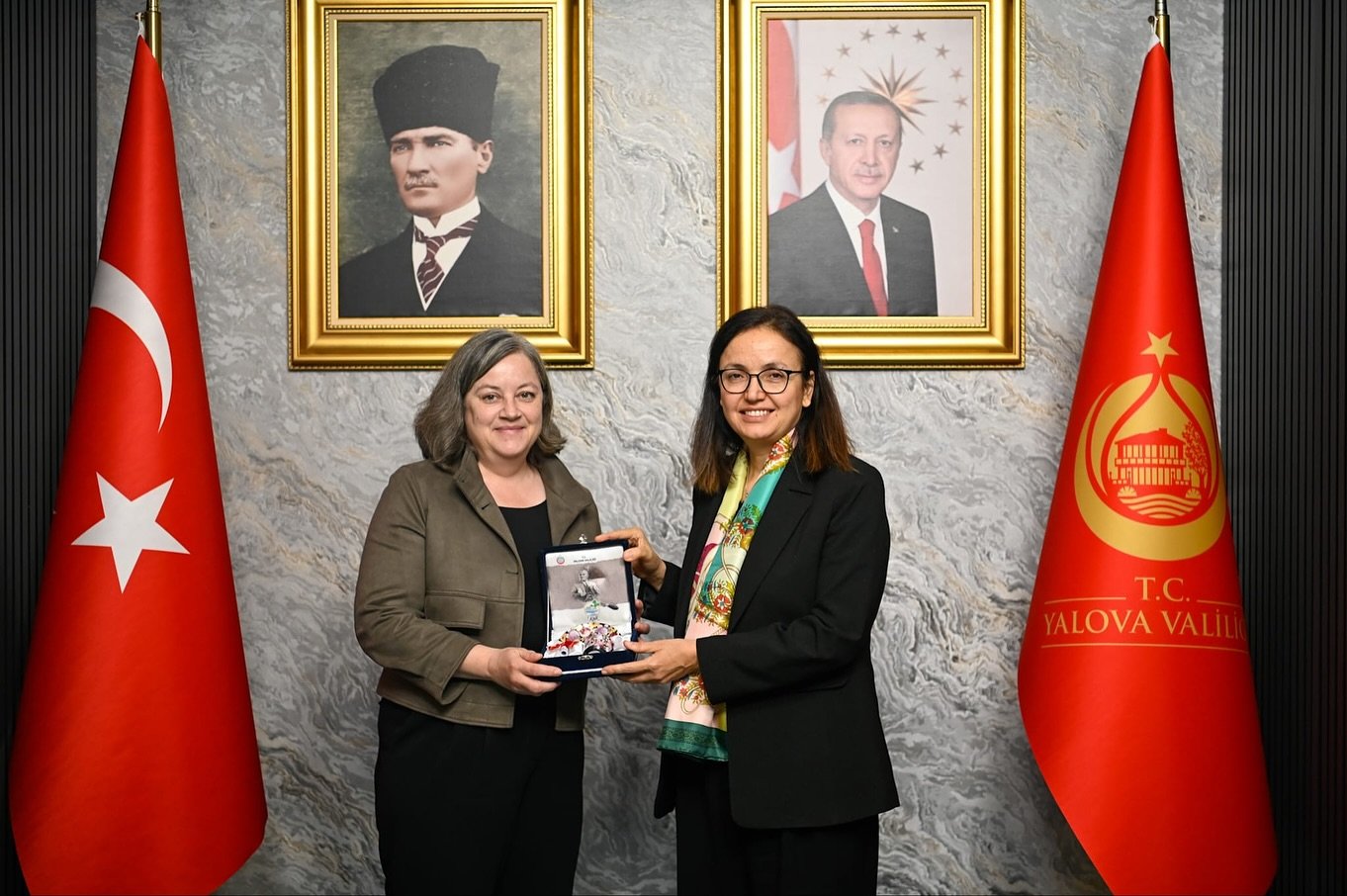 ALMANYA  BAŞKONSOLOSU YALOVA'DA