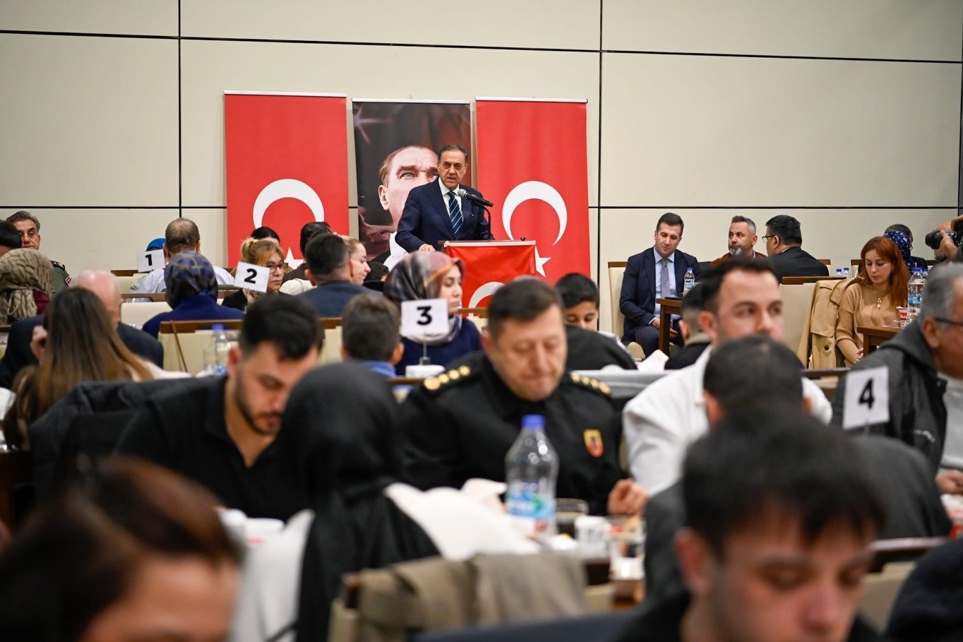 GAZİ VE ŞEHİT AİLELERİNE İFTAR YEMEĞİ