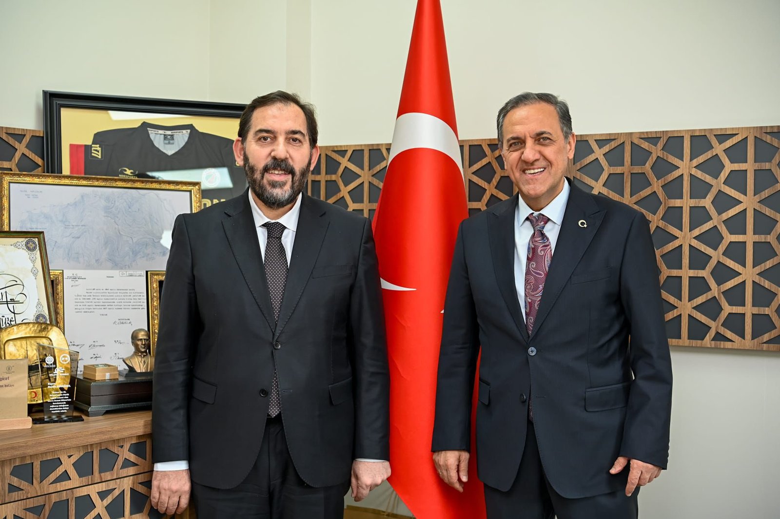 VALİ USTA'DAN HASAN SOYGÜZEL'E ZİYARET