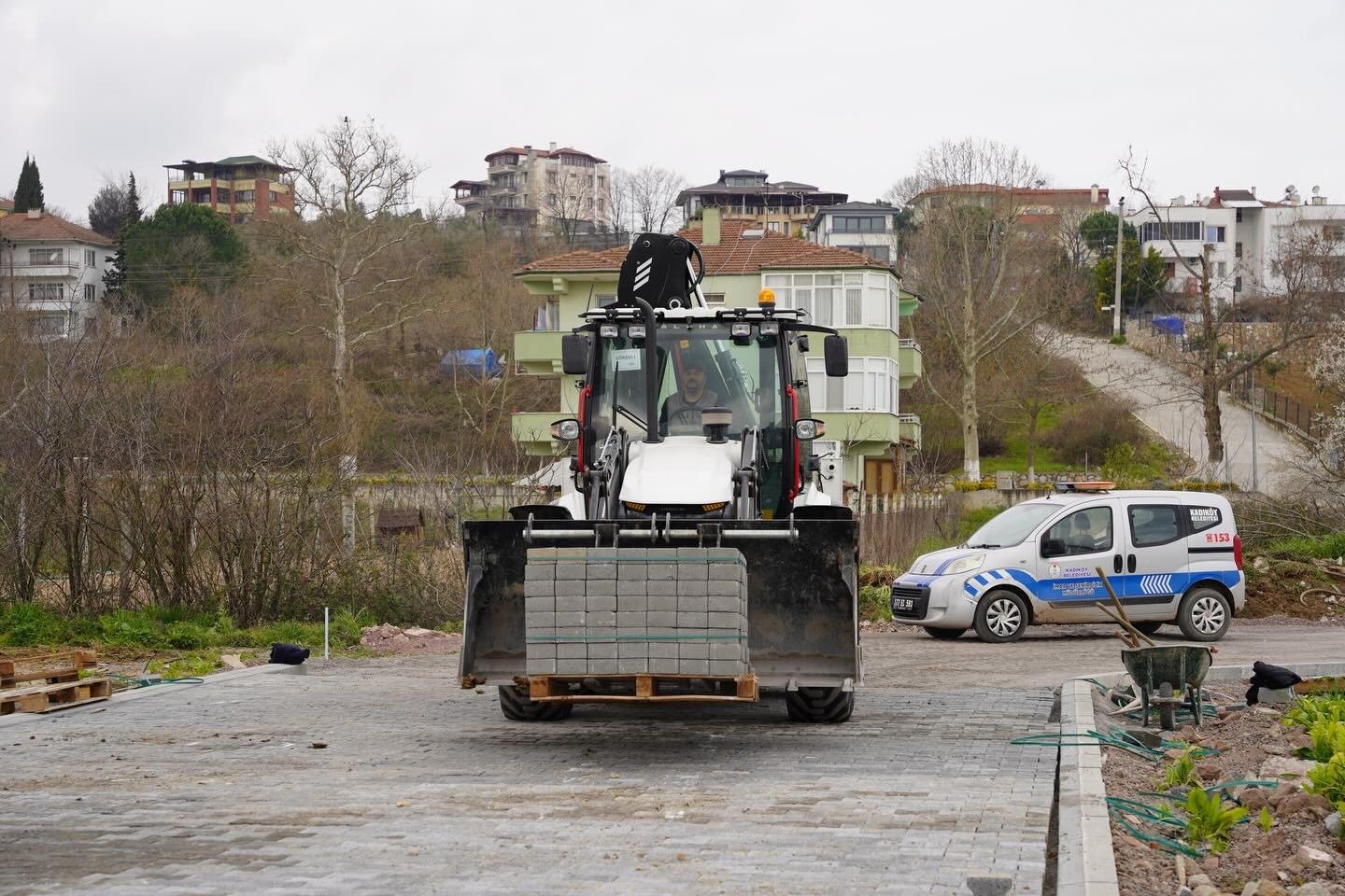 KADIKÖY KENDİ TAŞINI KENDİ ÜRETİYOR