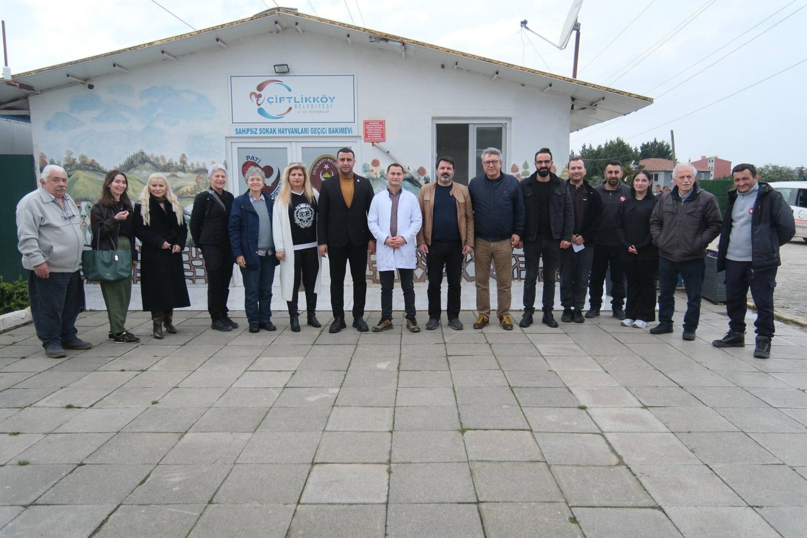 CHP'DEN SOKAK HAYVANLARI İÇİN DUYARLILIK