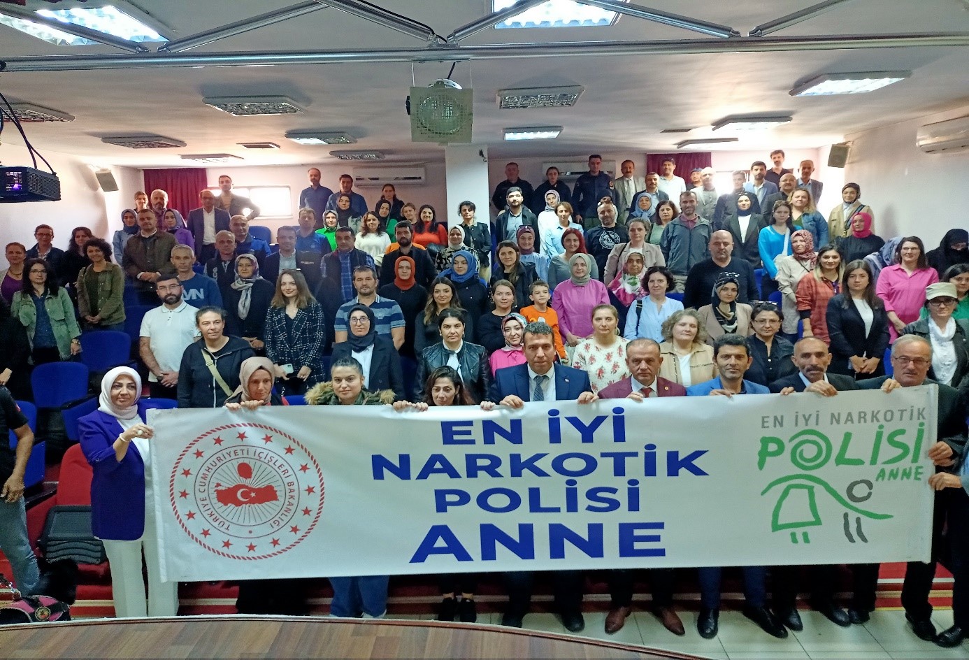 EMNİYET'DEN 3038 VATANDAŞA FARKINDALIK