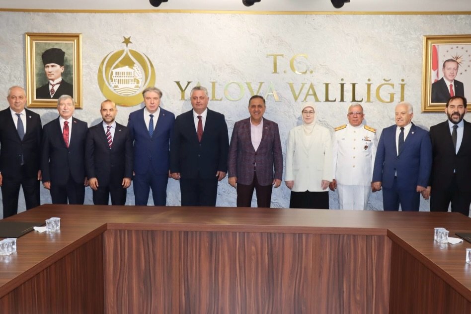 YALOVA İL PROTOKOLÜ BAYRAMLAŞTI